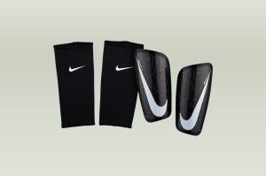 Ochraniacze Nike Mercurial Lite (SP2120-010)