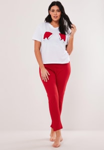 Plus Size Weihnachtspyjama-Set aus T-Shirt mit Grafik und Leggings in Rot