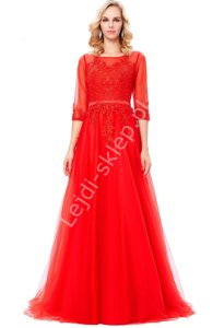Długa czerwona suknia z gipiurą tiulowa z długim rękawem