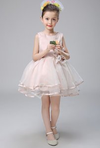 Elegancka sukienka dla dziewczynki w kolorze brudnego różowego beżu