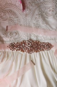 Organzowy różowy pasek z kryształami w oprawie koloru różowego złota 849 blush