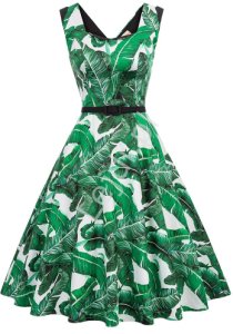 Rozkloszowana sukienka pin up w zielone liście