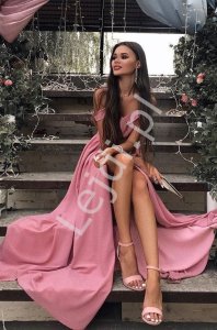 Różowa długa suknia z mieniącym brokatem, Elizabeth brokat