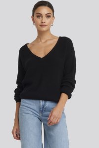 NA-KD Deep Front V-neck Knitted Sweater - Black