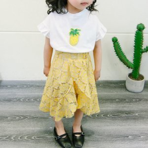 2-piece Latest Ruffled Pineapple Applique Tee and Lace Skirt Set for Baby Girl