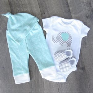 3-piece Baby Elephant Print Bodysuit, Geo Pants and Knot Hat Set (No Shoes)