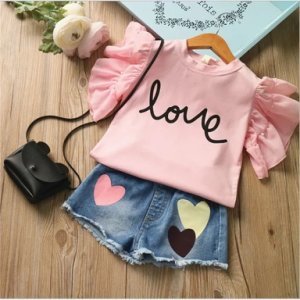 Baby/ Toddler Girl's Letter Print Flutter-sleeve Top and Heart Applique Jeans