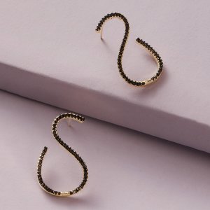 1pair Rhinestone Engraved S-shaped Earrings