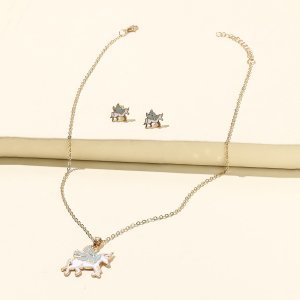 3pcs Girls Cartoon Unicorn Charm Necklace & Stud Earrings