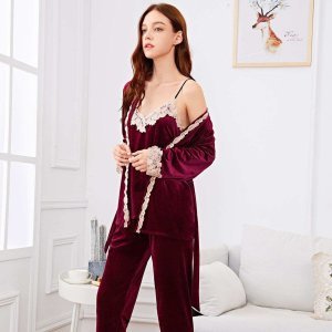 Shein - Contrast lace cami pajama set with robe