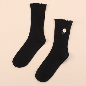 Shein - Flower embroidery socks