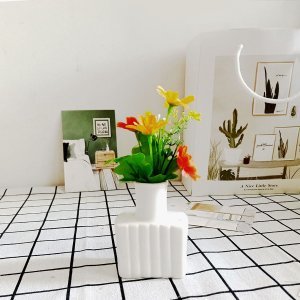 Shein - Plain flower vase