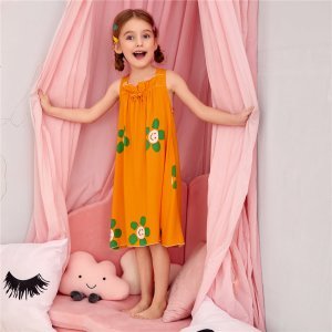 Shein - Toddler girls cartoon graphic bow night dress