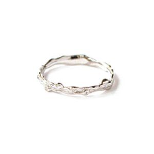 9kt White Gold Twig Ring With White Diamonds