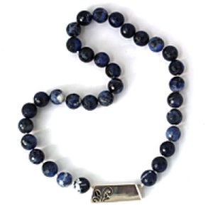 Lapis Lazuli Bead Necklace With Silver Box Clasp