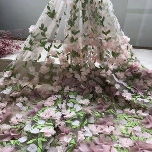 2019 China Guangzhou Wholesale 3d Applique Multicolor Lace Tulle Embroidered Fabric