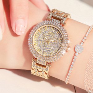 2019 Gold Hot Star Same Diamond Watch Delicate Design Customizable Color  Logo  a large inventory