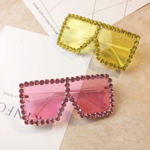 2019New big frame ovrsized Transparent fashion women square colors Rhinestone sun glasses