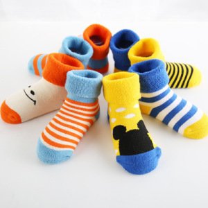 Cheap organic cotton baby socks colorful with cute asymmetric pattern rainbow socks