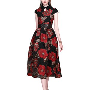 European And American Fashion Trend High-end Fabrics Embroidered Elegant Stand Collar Short Sleeve Lady Party Long Gown Dress
