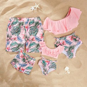 Family Matching Swimwear Tropical Leaf Print Mommy and me swimsuit swimming trunks for kids men Matching Swimsuit