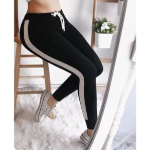 Girl Wearing Sexy Girls In Yoga Pants OEM supply 100% cotton loose fitness gym women sweat pants