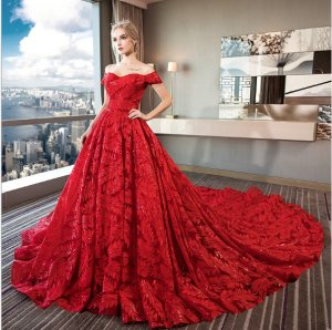 Hot sale Red wedding dress Lace women married Dress with Long Tail Bridal Gowns