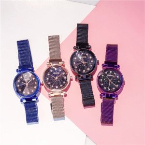 Pesirm Magnetic Starry Sky Simple Fashion Style Waterproof Fashion Women Alloy Quartz Watch for Lovers