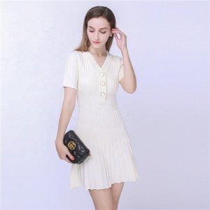 Summer ladies  new  casual short sleeve v-neck knit pleated sweater dress women