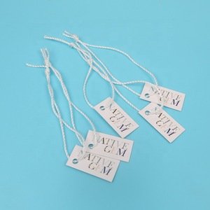 Cheap Recycled Customized Natural Offeset Printing Name Logo Small Mini Paper Hang Swing Tags for Jewelry