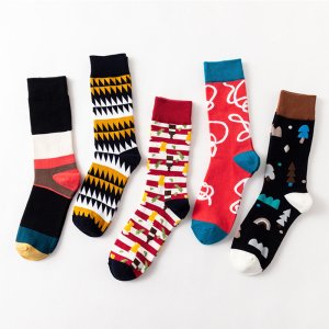 Cute Custom logo knitted socks jacquard colorful men fashion crazy socks