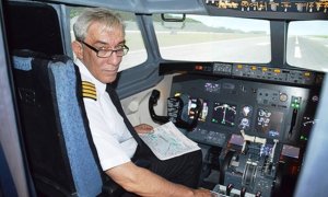60-Minute Boeing 737 Simulator Experience with Warwickshire Flight Experience