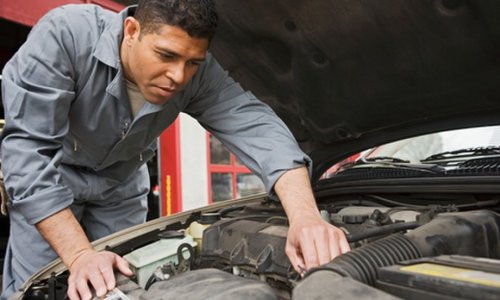 Car Service with Oil and Filter Change Plus Fluid Top-Ups at iFit Motors
