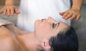 One or Five 60-Minute Reiki Treatment Sessions at Insightability