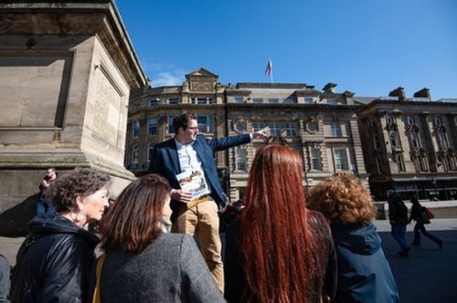 Tailor-made Walking Tour: Discover Newcastle