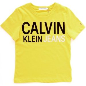 Calvin Klein Jeans  IB0IB00348 Short sleeve Boys Giallo  boys's Children's T shirt in Yellow