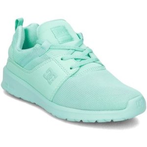 DC Shoes  Heathrow  women's Shoes (Trainers) in Green
