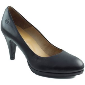 Estefania Marco  GAUCHO  women's Court Shoes in Black