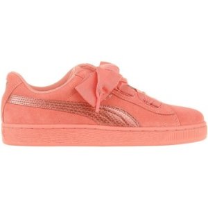 Puma  Suede Heart Snk JR  girls's Children's Shoes (Trainers) in Pink