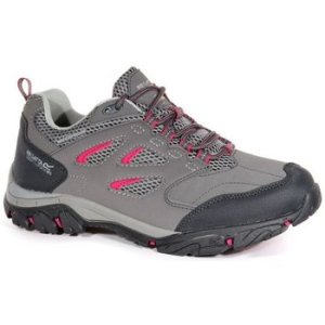 Regatta  Holcombe IEP Waterproof Walking Shoes Grey  women's Sports Trainers (Shoes) in Grey