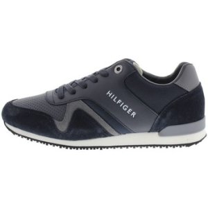 Tommy Hilfiger  FM0FM01732  men's Shoes (Trainers) in Black