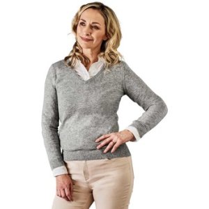 Woolovers  Pure Cashmere V Neck Jumper  women's Sweater in Grey