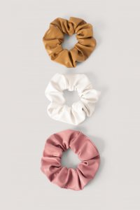 NA-KD Accessories Faux Leather Scrunchies 3-Pack - Pink,White,Beige