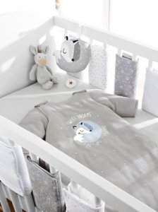 Breathable Cot Bumper white light all over printed