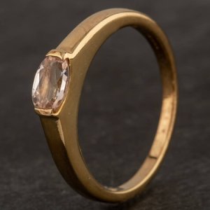 Pre-Owned 9ct Yellow Gold Oval Morganite Single Stone Ring