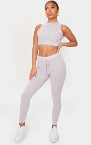 Prettylittlething - Grey knitted cropped vest and jogger set