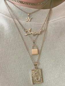 Zaful - Dragon lock pendant layers necklace