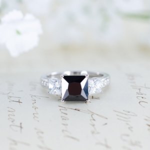 2.50 Carat Princess-Cut Three Stone Engagement Ring In 14K White Gold Fn