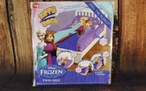 Disney's FROZEN Fleece Zippy Sack Fits Twin Elsa Anna Comforter Bed Spread NEW