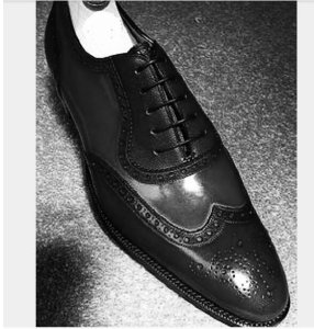 Handmade Men black formal wingtip shoes, Men spectator black dress shoes